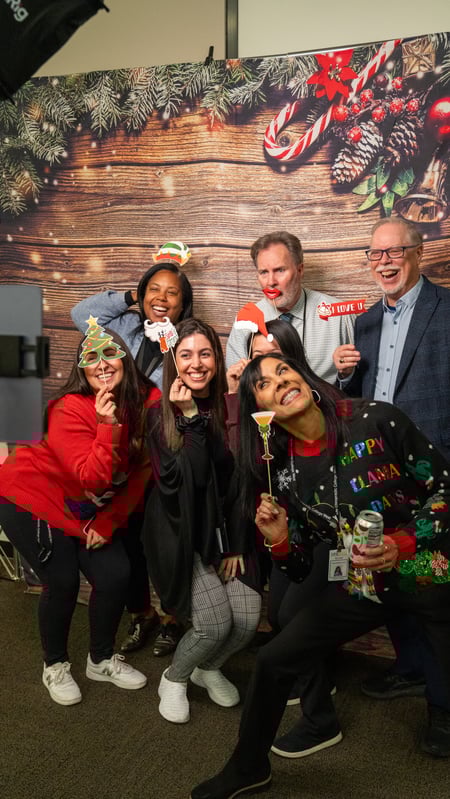 Holiday-party-2025-hero-6