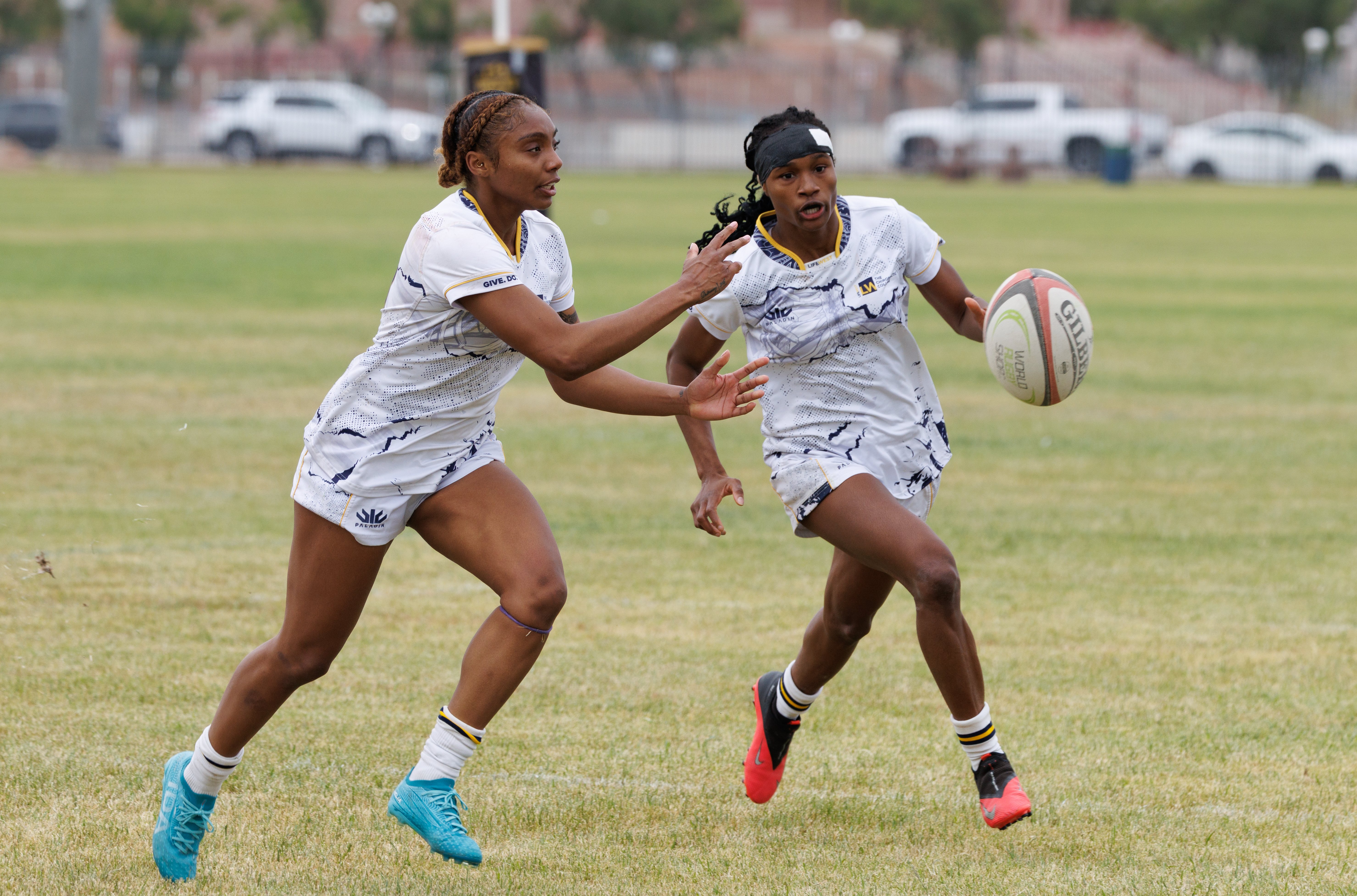 hero-rugby-womens-champion-3